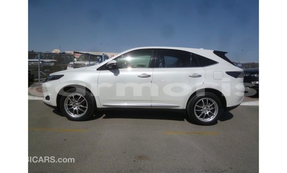 Acheter Import Voiture Toyota Harrier Blanc à Import - Dubai, Îles Agalega Acheter Import Voiture Toyota Harrier Blanc à Import - Dubai, Îles Agalega