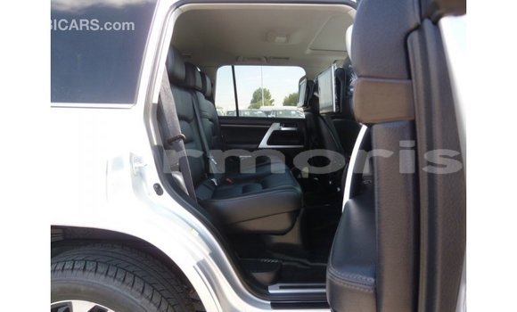 Buy Import Toyota Land Cruiser Other Car in Import - Dubai in Agalega Islands Buy Import Toyota Land Cruiser Other Car in Import - Dubai in Agalega Islands