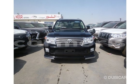 Acheter Import Voiture Toyota Land Cruiser Noir à Import - Dubai, Îles Agalega Acheter Import Voiture Toyota Land Cruiser Noir à Import - Dubai, Îles Agalega