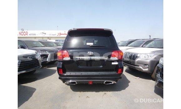 Acheter Import Voiture Toyota Land Cruiser Noir à Import - Dubai, Îles Agalega Acheter Import Voiture Toyota Land Cruiser Noir à Import - Dubai, Îles Agalega