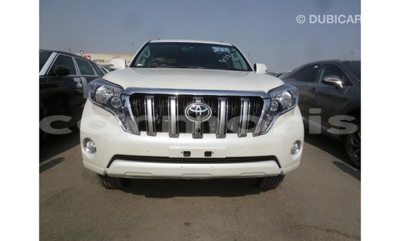Acheter Import Voiture Toyota Prado Blanc à Import - Dubai, Îles Agalega Acheter Import Voiture Toyota Prado Blanc à Import - Dubai, Îles Agalega