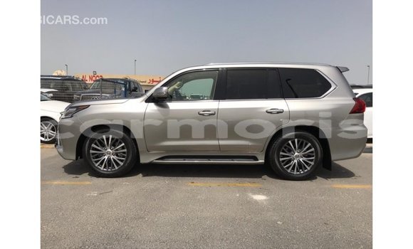 Acheter Import Voiture Lexus LX Autre à Import - Dubai, Îles Agalega Acheter Import Voiture Lexus LX Autre à Import - Dubai, Îles Agalega