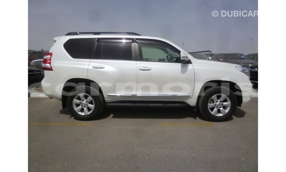 Acheter Import Voiture Toyota Prado Blanc à Import - Dubai, Îles Agalega Acheter Import Voiture Toyota Prado Blanc à Import - Dubai, Îles Agalega