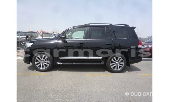 Acheter Import Voiture Toyota Land Cruiser Noir à Import - Dubai, Îles Agalega Acheter Import Voiture Toyota Land Cruiser Noir à Import - Dubai, Îles Agalega