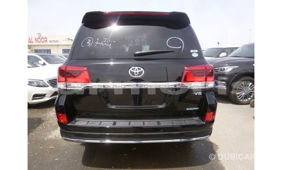 Acheter Import Voiture Toyota Land Cruiser Noir à Import - Dubai, Îles Agalega Acheter Import Voiture Toyota Land Cruiser Noir à Import - Dubai, Îles Agalega