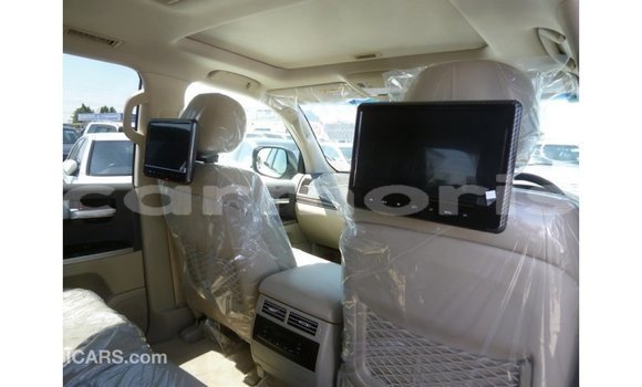 Acheter Import Voiture Toyota Land Cruiser Blanc à Import - Dubai, Îles Agalega Acheter Import Voiture Toyota Land Cruiser Blanc à Import - Dubai, Îles Agalega
