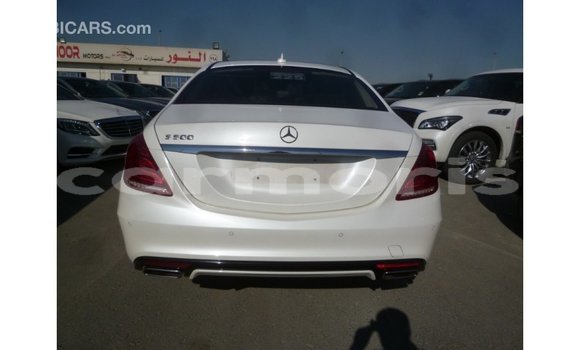 Buy Import Mercedes-Benz 190 White Car in Import - Dubai in Agalega Islands Buy Import Mercedes-Benz 190 White Car in Import - Dubai in Agalega Islands