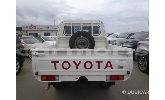 Buy Import Toyota Land Cruiser White Car in Import - Dubai in Agalega Islands Buy Import Toyota Land Cruiser White Car in Import - Dubai in Agalega Islands