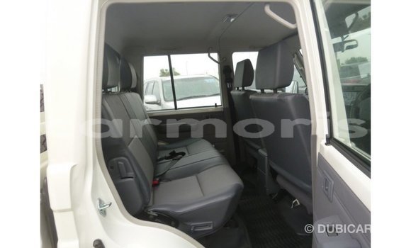 Buy Import Toyota Land Cruiser White Car in Import - Dubai in Agalega Islands Buy Import Toyota Land Cruiser White Car in Import - Dubai in Agalega Islands