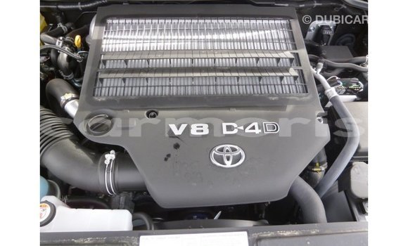 Buy Import Toyota Land Cruiser Black Car in Import - Dubai in Agalega Islands Buy Import Toyota Land Cruiser Black Car in Import - Dubai in Agalega Islands