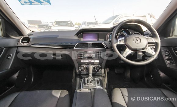 Buy Import Mercedes-Benz 200 White Car in Import - Dubai in Agalega Islands Buy Import Mercedes-Benz 200 White Car in Import - Dubai in Agalega Islands