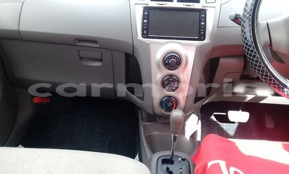 Acheter Occasion Voiture Toyota Vitz Rouge à Port Louis, Port Louis District Acheter Occasion Voiture Toyota Vitz Rouge à Port Louis, Port Louis District