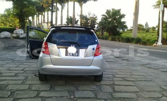 Acheter Occasion Voiture Honda fit Gris à Port Louis, Port Louis District Acheter Occasion Voiture Honda fit Gris à Port Louis, Port Louis District