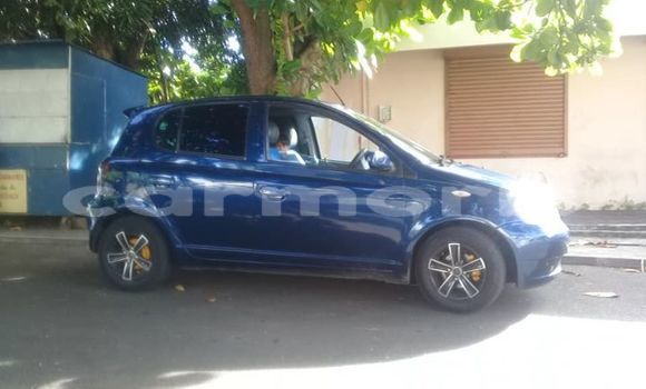 Acheter Occasion Voiture Toyota Vitz Bleu à Port Louis, Port Louis District Acheter Occasion Voiture Toyota Vitz Bleu à Port Louis, Port Louis District