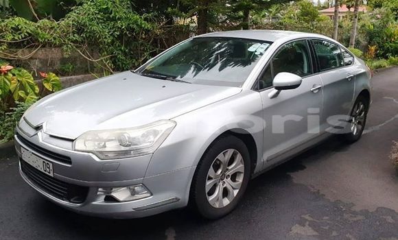 Buy Used Citroen C5 Silver Car in Port Louis in Port Louis District