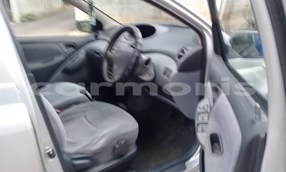 Buy Used Toyota Vitz Silver Car in Port Louis in Port Louis District Buy Used Toyota Vitz Silver Car in Port Louis in Port Louis District