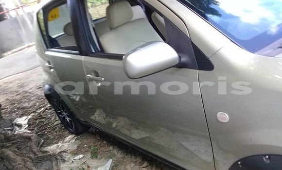 Buy Used Toyota Passo Silver Car in Port Louis in Port Louis District Buy Used Toyota Passo Silver Car in Port Louis in Port Louis District