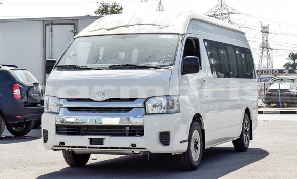 Buy Import Toyota Hiace White Car in Import - Dubai in Agalega Islands Buy Import Toyota Hiace White Car in Import - Dubai in Agalega Islands