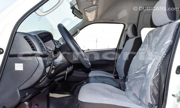 Buy Import Toyota Hiace White Car in Import - Dubai in Agalega Islands Buy Import Toyota Hiace White Car in Import - Dubai in Agalega Islands