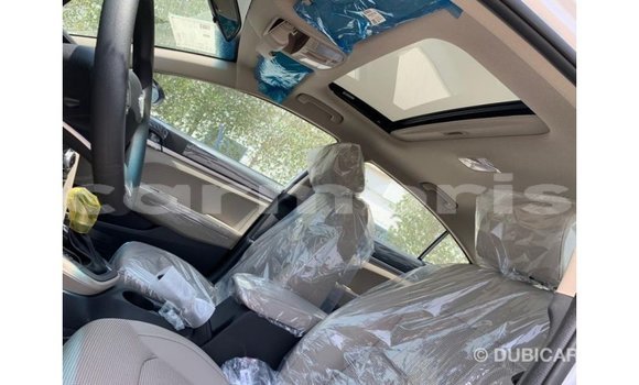 Buy Import Hyundai Elantra White Car in Import - Dubai in Agalega Islands Buy Import Hyundai Elantra White Car in Import - Dubai in Agalega Islands