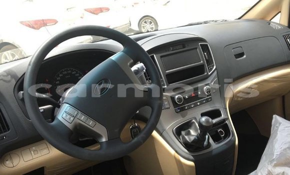 Buy Import Hyundai Accent White Car in Import - Dubai in Agalega Islands Buy Import Hyundai Accent White Car in Import - Dubai in Agalega Islands