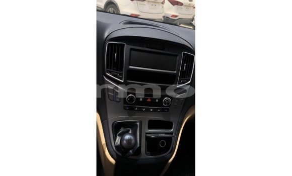 Buy Import Hyundai Accent White Car in Import - Dubai in Agalega Islands Buy Import Hyundai Accent White Car in Import - Dubai in Agalega Islands