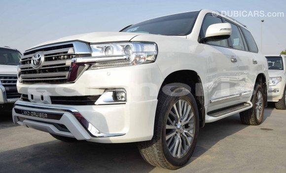 Buy Import Toyota Land Cruiser White Car in Import - Dubai in Agalega Islands Buy Import Toyota Land Cruiser White Car in Import - Dubai in Agalega Islands