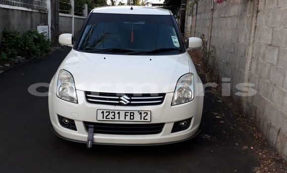 Buy Used Suzuki Swift White Car in Beau Bassin–Rose Hill in Plaines Wilhems District