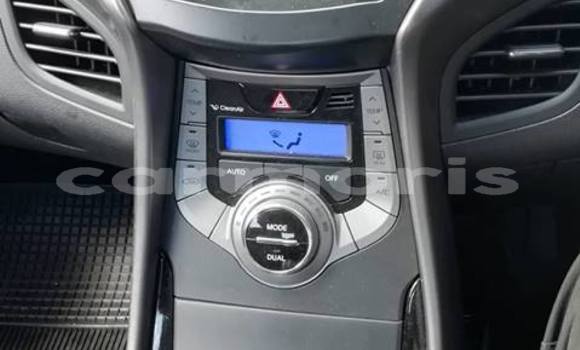 Buy Used Hyundai Elantra White Car in Port Louis in Port Louis District Buy Used Hyundai Elantra White Car in Port Louis in Port Louis District