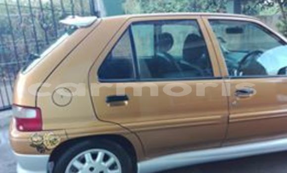 Buy Used Citroen Saxo Brown Car in Port Louis in Port Louis District Buy Used Citroen Saxo Brown Car in Port Louis in Port Louis District
