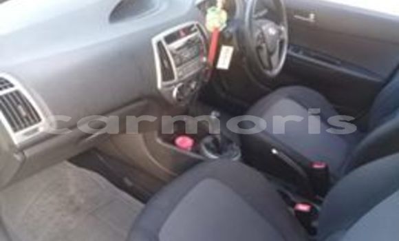 Acheter Occasion Voiture Hyundai i20 Blanc à Port Louis, Port Louis District Acheter Occasion Voiture Hyundai i20 Blanc à Port Louis, Port Louis District