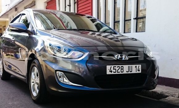 Buy Used Hyundai Accent Blue Car in Port Louis in Port Louis District Buy Used Hyundai Accent Blue Car in Port Louis in Port Louis District