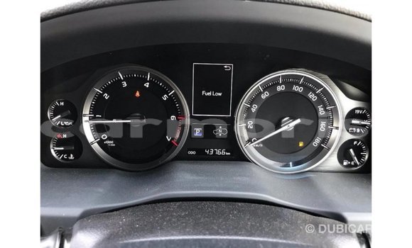 Buy Import Toyota Land Cruiser White Car in Import - Dubai in Agalega Islands Buy Import Toyota Land Cruiser White Car in Import - Dubai in Agalega Islands