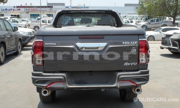 Acheter Import Voiture Toyota Hilux Noir à Import - Dubai, Îles Agalega Acheter Import Voiture Toyota Hilux Noir à Import - Dubai, Îles Agalega