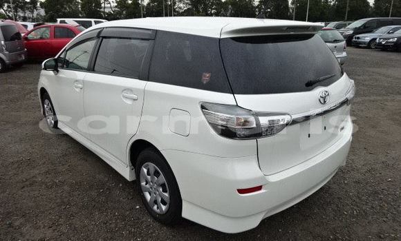 Buy Used Toyota Wish White Car in Port Louis in Port Louis District Buy Used Toyota Wish White Car in Port Louis in Port Louis District