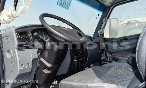 Buy Import Mercedes-Benz 190 White Car in Import - Dubai in Agalega Islands Buy Import Mercedes-Benz 190 White Car in Import - Dubai in Agalega Islands