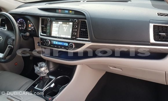 Buy Import Toyota Highlander Other Car in Import - Dubai in Agalega Islands Buy Import Toyota Highlander Other Car in Import - Dubai in Agalega Islands