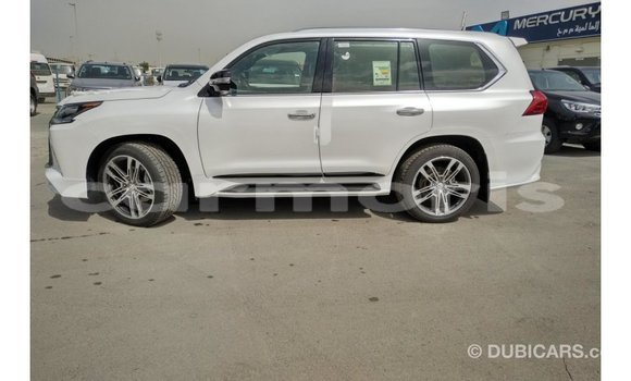 Acheter Import Voiture Lexus LX Rouge à Import - Dubai, Îles Agalega Acheter Import Voiture Lexus LX Rouge à Import - Dubai, Îles Agalega