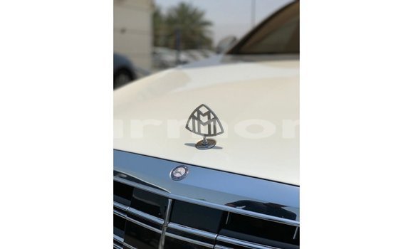 Acheter Import Voiture Mercedes-Benz 190 Blanc à Import - Dubai, Îles Agalega Acheter Import Voiture Mercedes-Benz 190 Blanc à Import - Dubai, Îles Agalega