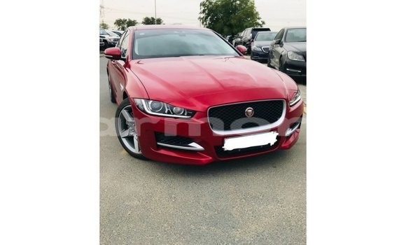 Acheter Import Voiture Jaguar XE Rouge à Import - Dubai, Îles Agalega Acheter Import Voiture Jaguar XE Rouge à Import - Dubai, Îles Agalega