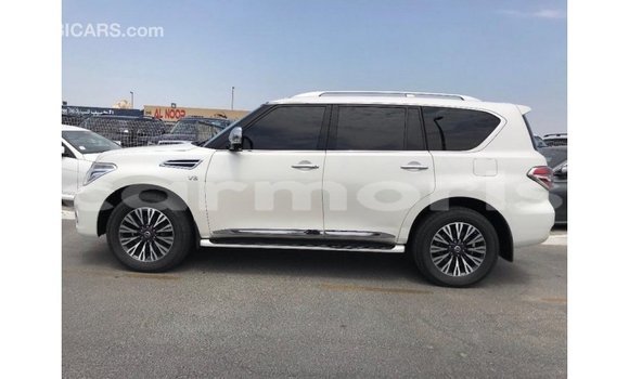 Buy Import Nissan Patrol White Car in Import - Dubai in Agalega Islands Buy Import Nissan Patrol White Car in Import - Dubai in Agalega Islands