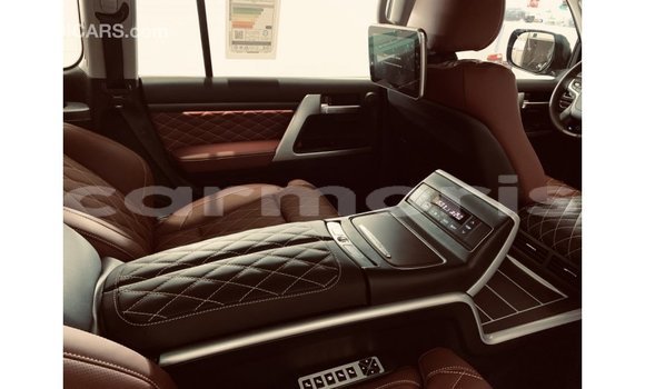 Buy Import Toyota Land Cruiser Black Car in Import - Dubai in Agalega Islands Buy Import Toyota Land Cruiser Black Car in Import - Dubai in Agalega Islands