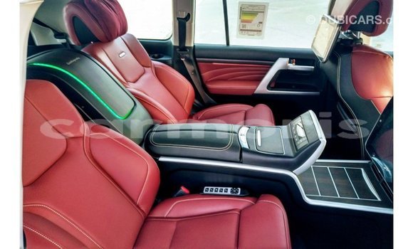 Buy Import Toyota Land Cruiser Black Car in Import - Dubai in Agalega Islands Buy Import Toyota Land Cruiser Black Car in Import - Dubai in Agalega Islands