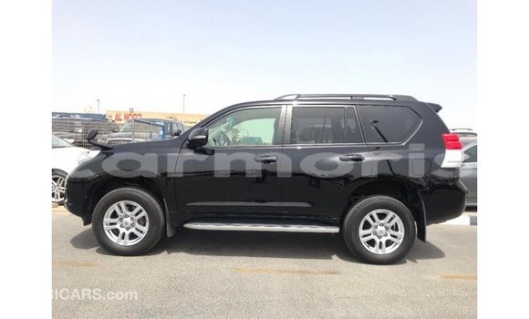 Acheter Import Voiture Toyota Land Cruiser Noir à Import - Dubai, Îles Agalega Acheter Import Voiture Toyota Land Cruiser Noir à Import - Dubai, Îles Agalega