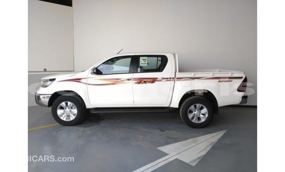 Buy Import Toyota Hilux White Car in Import - Dubai in Agalega Islands Buy Import Toyota Hilux White Car in Import - Dubai in Agalega Islands
