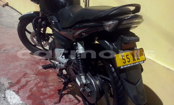Buy Used Suzuki GS Black Bike in Port Louis in Port Louis District
