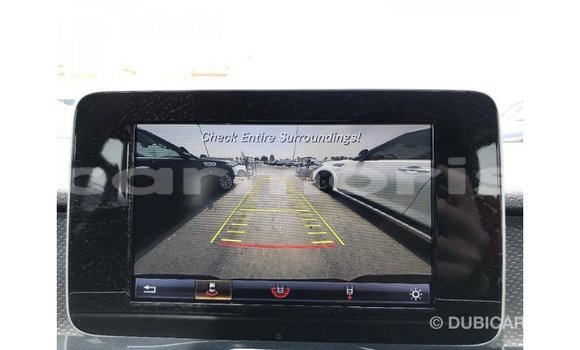 Acheter Import Voiture Mercedes-Benz 250 Bleu à Import - Dubai, Îles Agalega Acheter Import Voiture Mercedes-Benz 250 Bleu à Import - Dubai, Îles Agalega