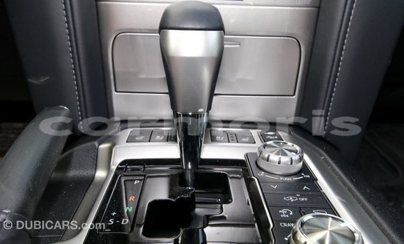 Acheter Import Voiture Toyota Land Cruiser Noir à Import - Dubai, Îles Agalega Acheter Import Voiture Toyota Land Cruiser Noir à Import - Dubai, Îles Agalega