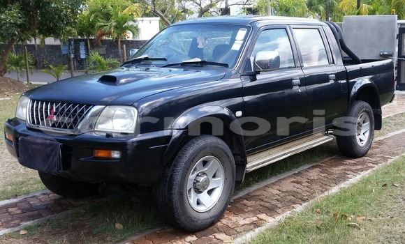 Buy Used Mitsubishi L200 Black Car in Tamarin in Black River District
