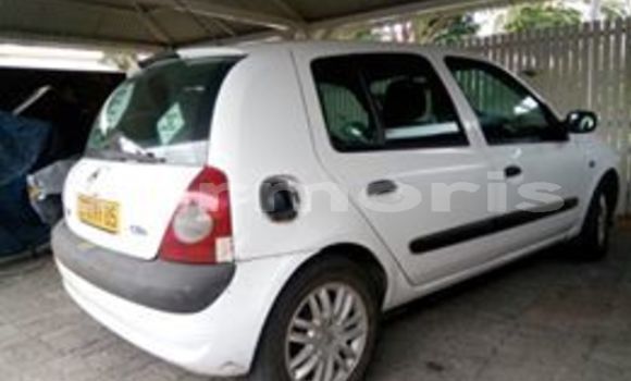 Buy Used Renault Clio White Car in Grand Baie–Montagne Goyaves in Rodrigues Buy Used Renault Clio White Car in Grand Baie–Montagne Goyaves in Rodrigues